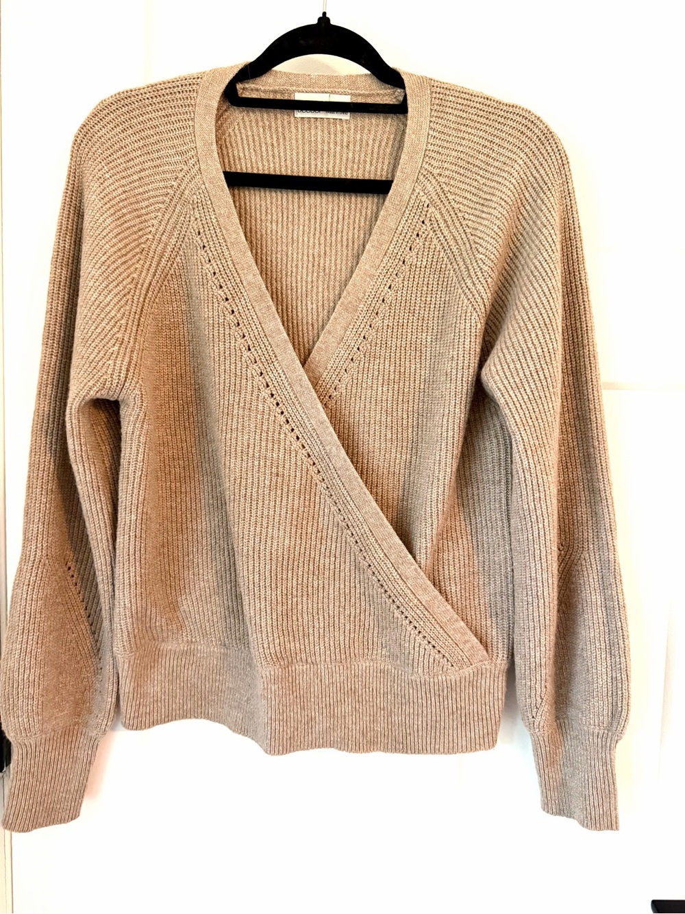 Beige Wrap-Style V-Neck Sweater - Becool size M